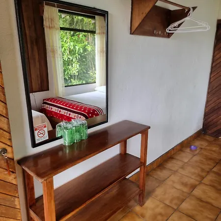 Hotel La Rana de Arenal